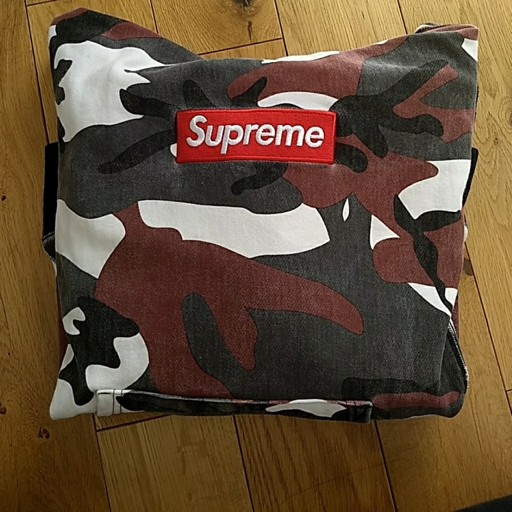 supreme hoodie